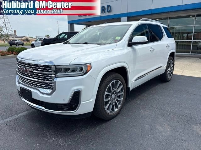 2021 GMC Acadia Denali in White Frost Tricoat — front three-quarter view