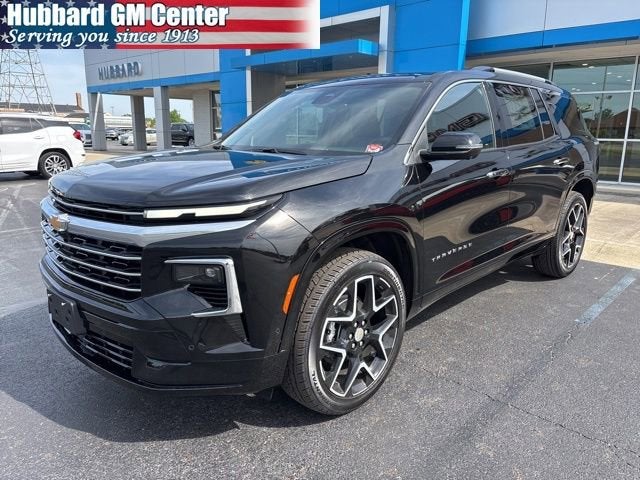 2026 Chevrolet Traverse High Country in Mosaic Black Metallic — front three-quarter view