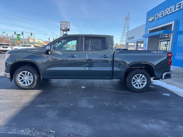 2025 Chevrolet Silverado 1500 — side profile view