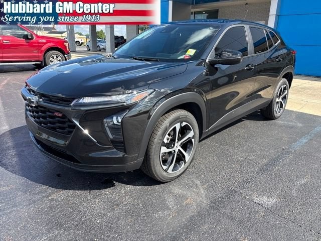 2024 Chevrolet Trax 1RS in Mosaic Black Metallic — front three-quarter view